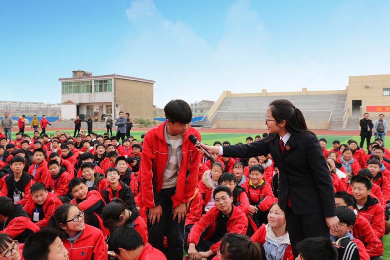 “守护青春，向校园欺凌说不”法治报告会
