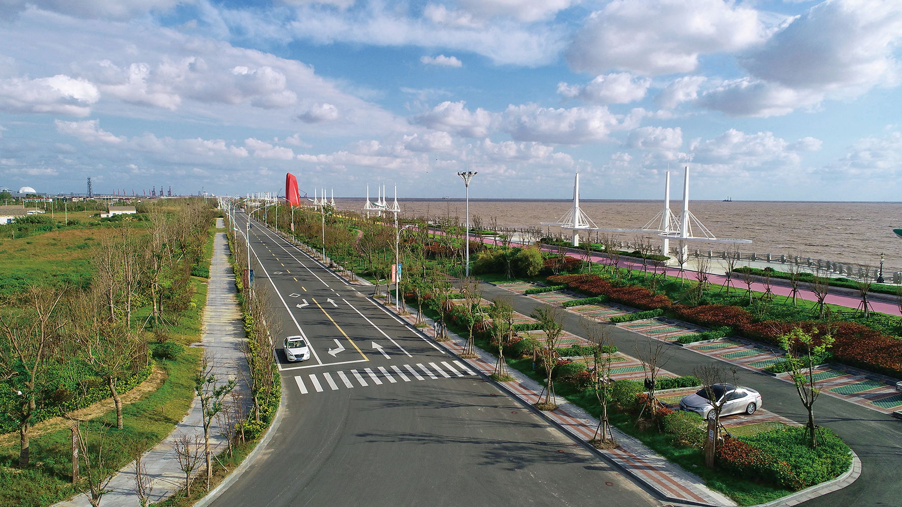 我县加快沿海交通基础设施建设