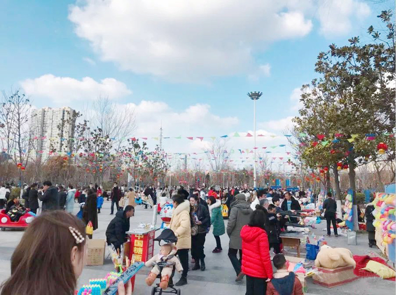 春节期间赏春景品民俗