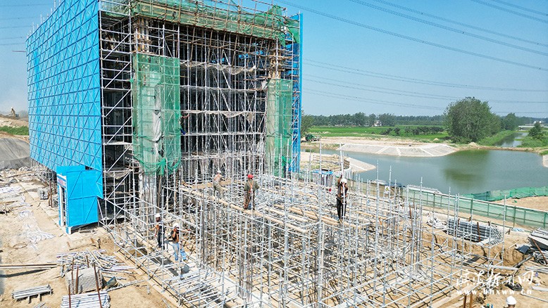 淮河入海水道二期工程陶圩河闸站项目施工现场